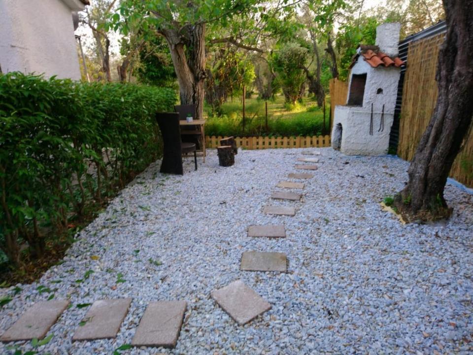 Sol'S Place Mytilene Ngoại thất bức ảnh