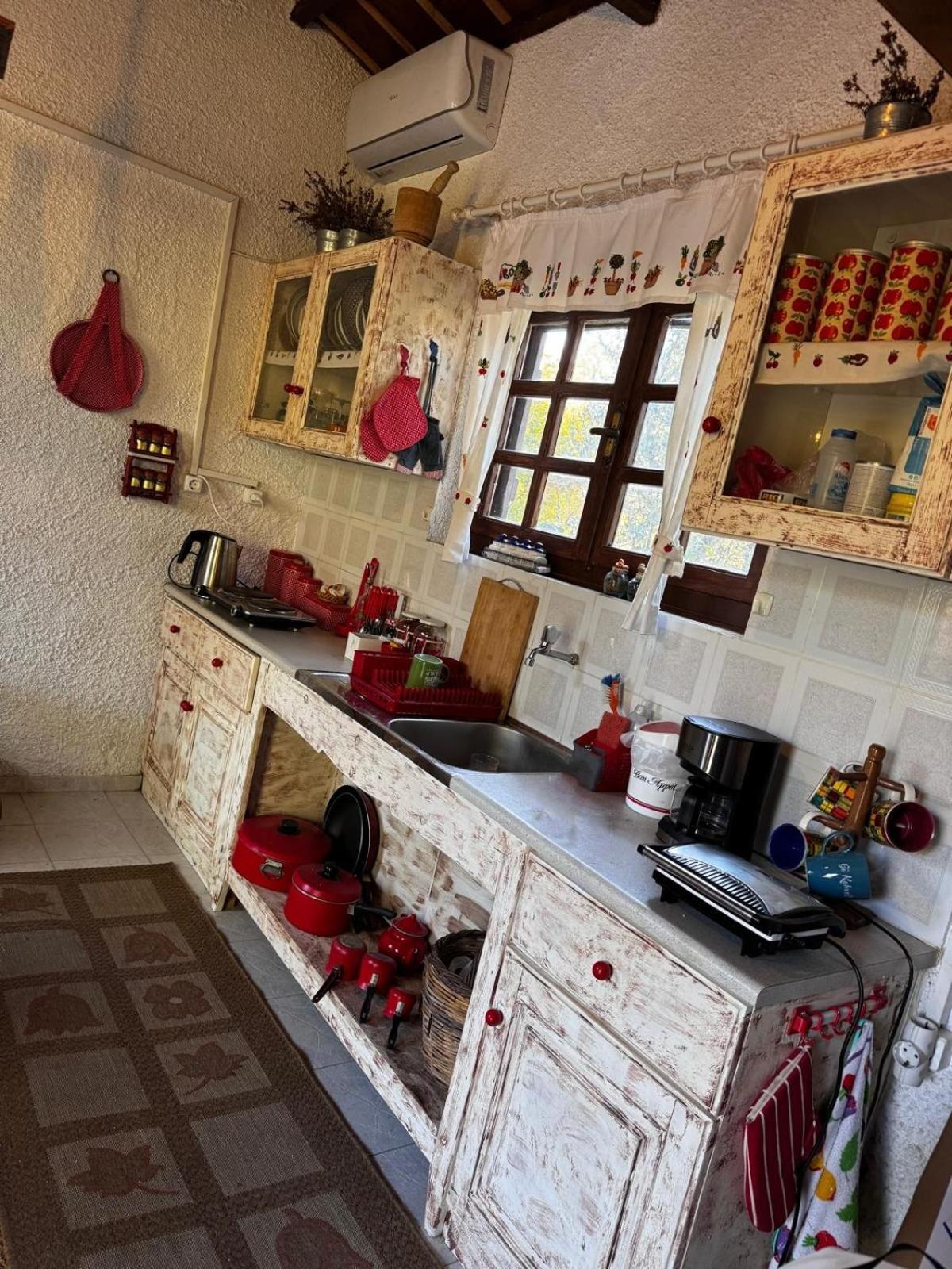 Sol'S Place Mytilene Ngoại thất bức ảnh