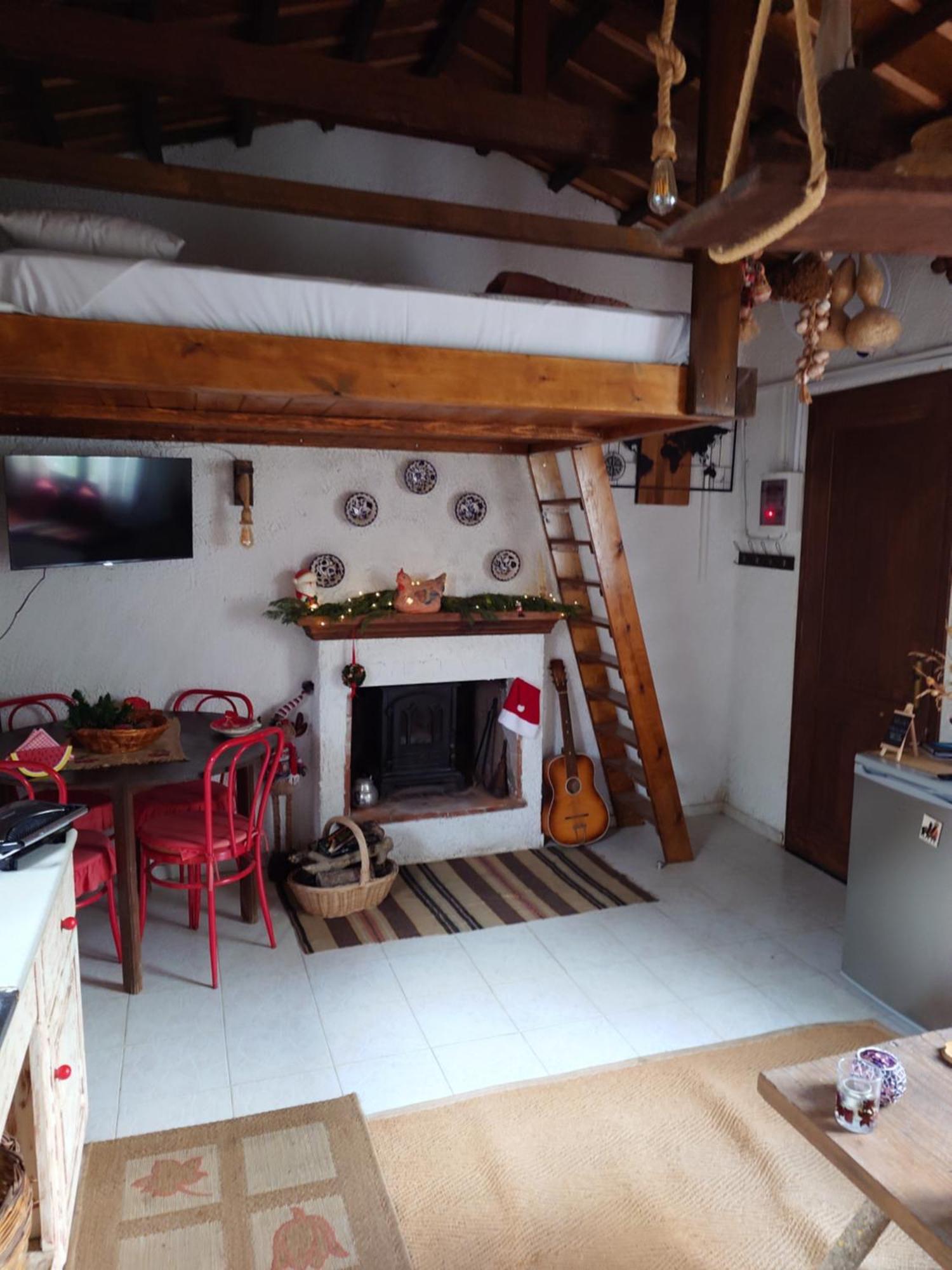 Sol'S Place Mytilene Ngoại thất bức ảnh